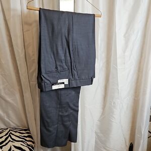 Jos. A. Bank  Traveler Slim Fit Charcoal Sharkskin Trouser. Unhemmed. 34r